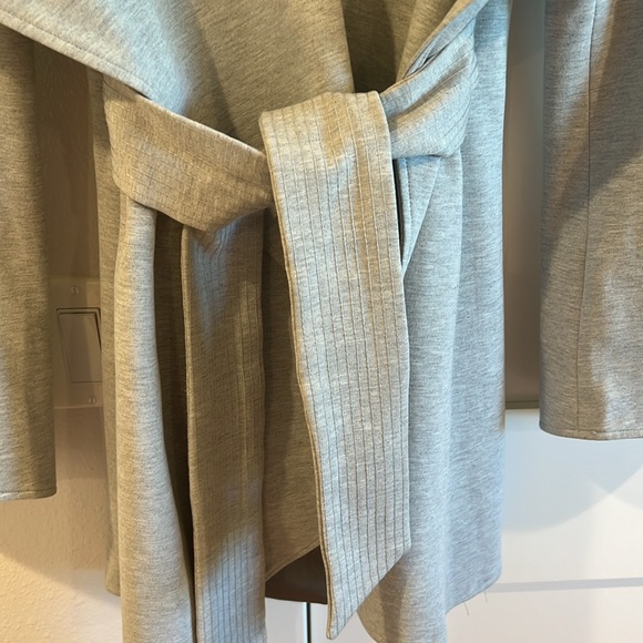 G.E.T. Wrap style jacket - Picture 4 of 8